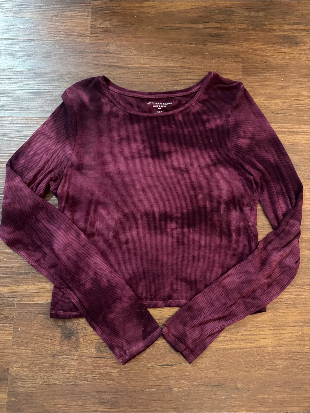 American Eagle Outfitters Long Sleeve Ribbed Top in Burgundy Tie-Dye